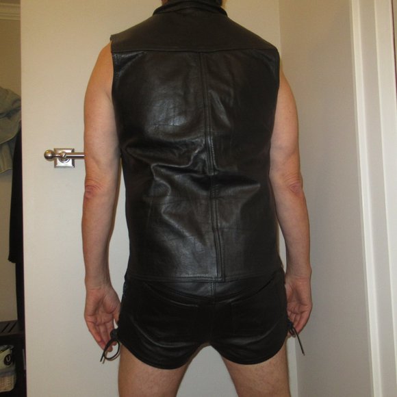 Men's NYC Tino Trevino Leather Den Black Leather Zip-Front Shirt Vest Size L - Picture 9 of 12